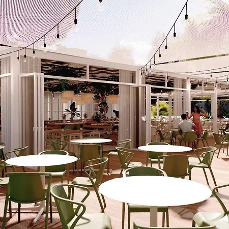 Fergus Club Park Ξενοδοχείο 4*