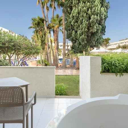 Fergus Club Park Ξενοδοχείο 4*